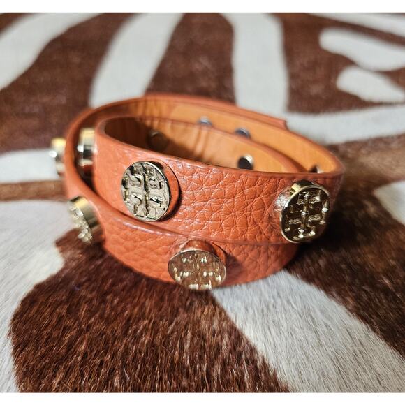 Tory Burch TT Logo Studded Bracelet Double Wrap Gold/Orange Genuine Leather EUC - Picture 1 of 5